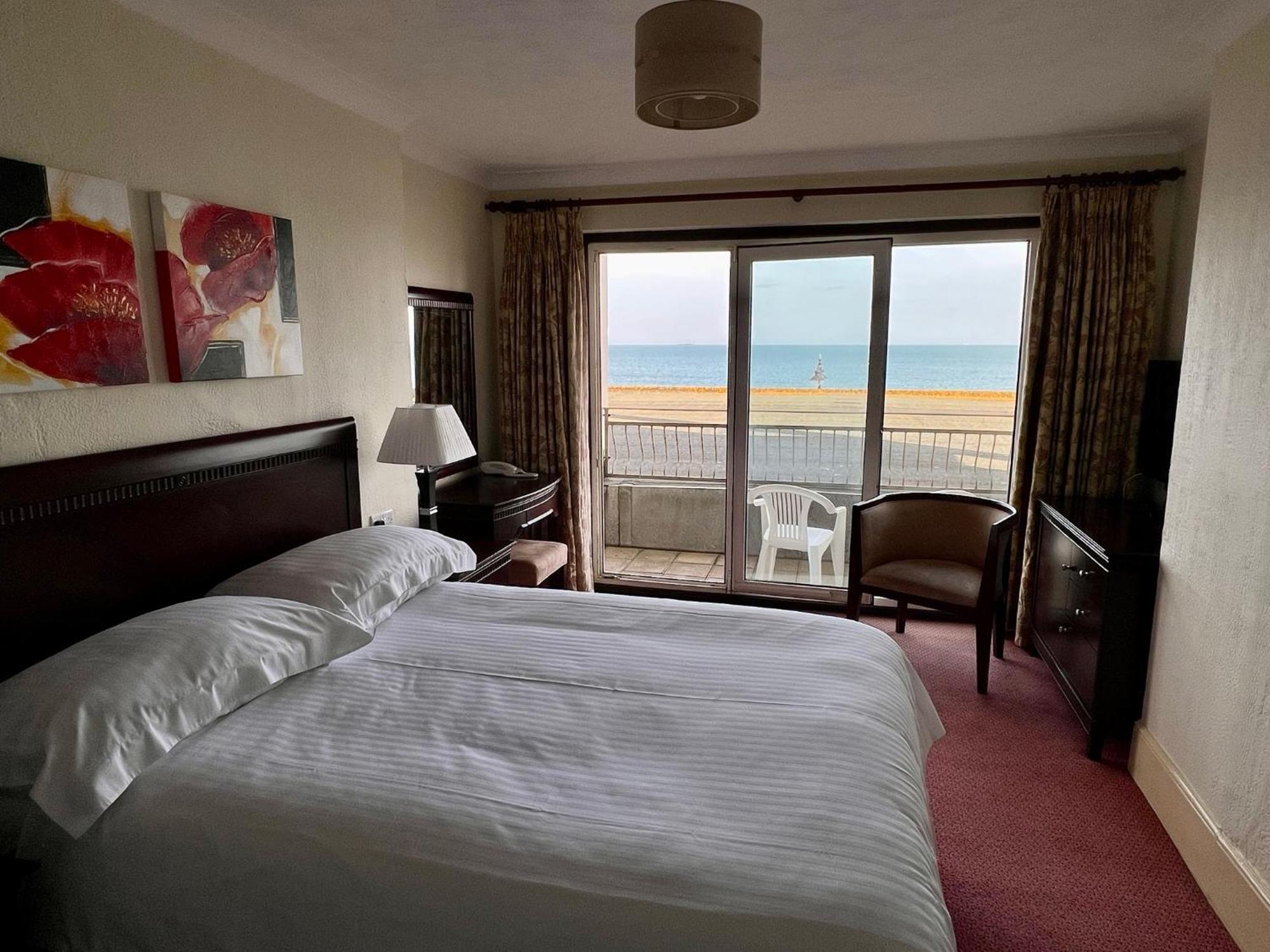 Regent Court - Seafront, Sandown - Free Car Ferry For Bookings Of 3 Or More Nights, Subject To Availability Cameră foto